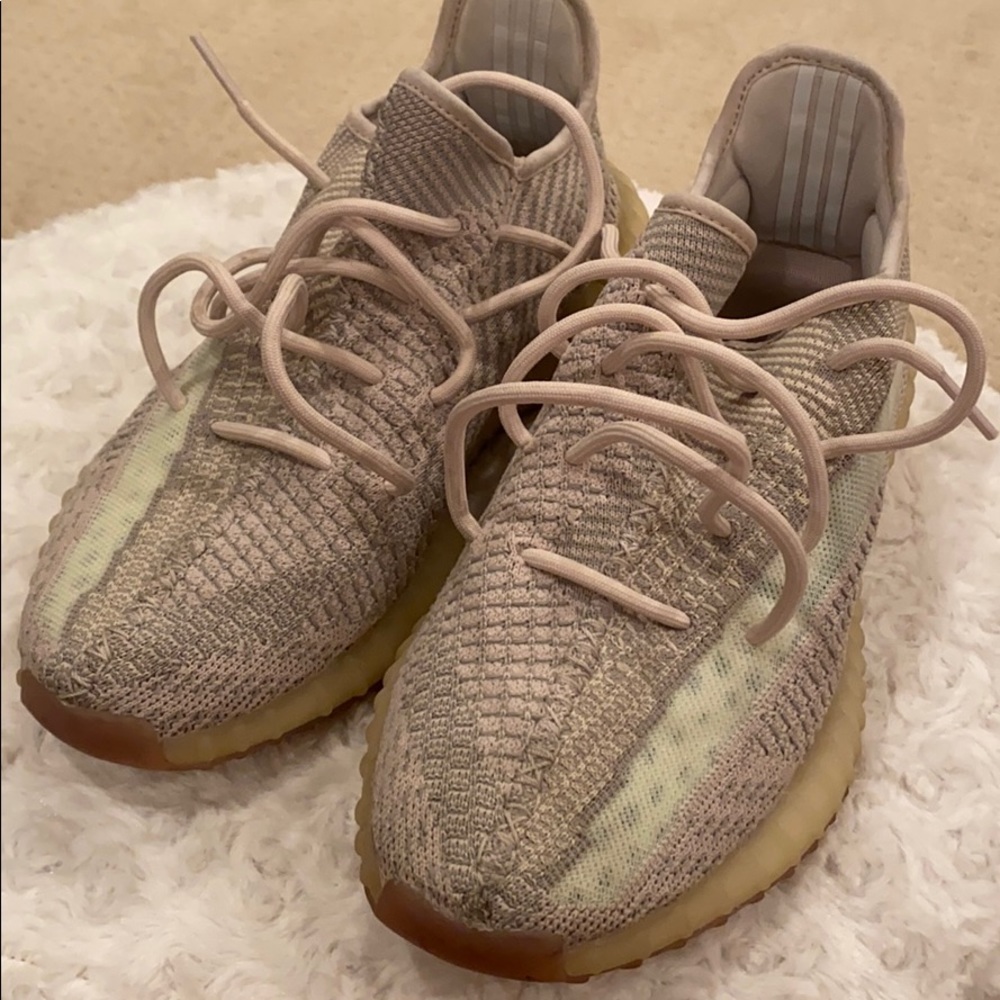 YEEZY CITRIN V2